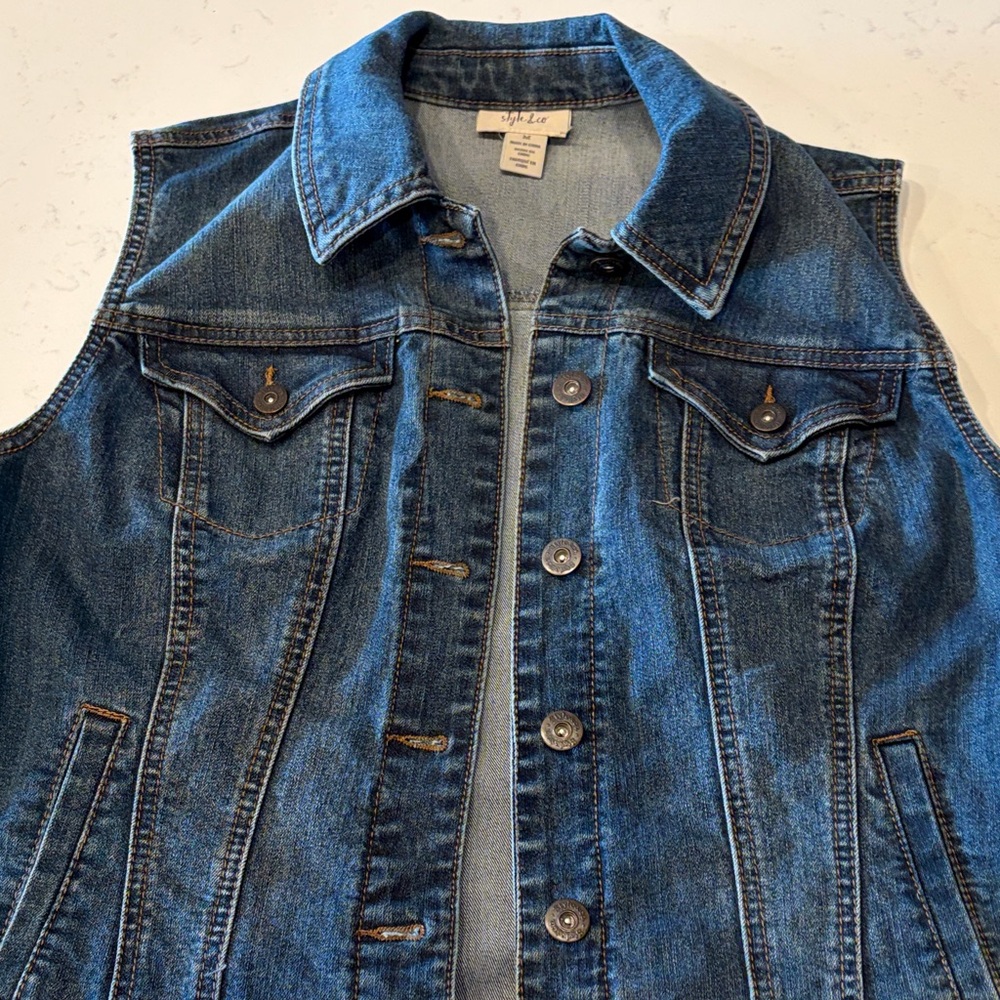 Vintage Style & Co. Blue Denim vest